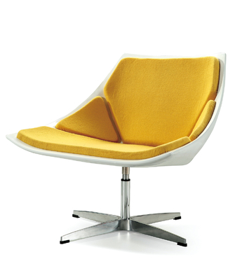 Fiberglass Fritz Hansen Space Lounge Chair With Swivel Aluminium Base