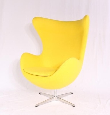 Sillones modernos del hotel de la parte posterior del alto del diseño de la tela de la silla clásica del huevo con la base del eslabón giratorio